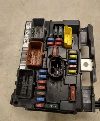 Citroen DS3 BSM Control unit 9667199780