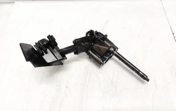 Volkswagen PASSAT B5 Oil pump 026115153a