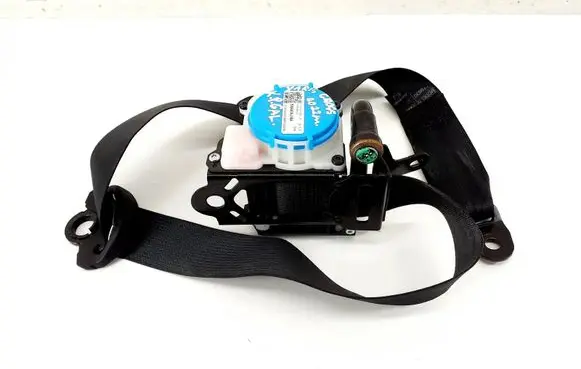 Toyota Yaris Cross Rear seatbelt 733700D400