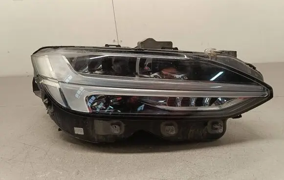 Volvo S90, V90 Headlight/headlamp 31446507 89910233