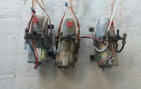 Toyota Celica T180 Folding roof motor 