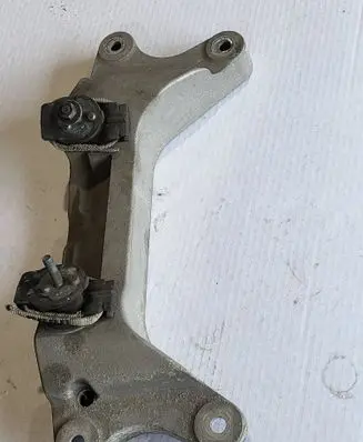 BMW 3 F30 F35 F31 Gearbox mounting bracket 6788826 ENAC46000 68572910
