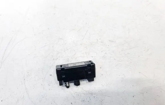 Land Rover Range Rover Evoque L551 Antenna control unit FW9313C024AB FW93-13C024-AB