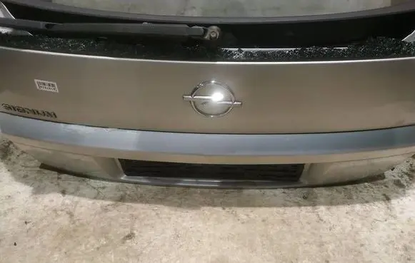 Opel Signum Trunk door license plate light bar 