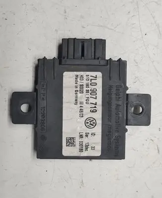 Volkswagen Touareg I Alarm control unit/module 7L0907719