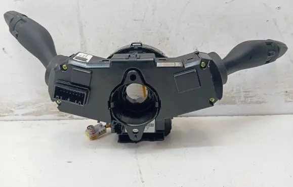 Hyundai Tucson TL Wiper turn signal indicator stalk/switch 93404D7962