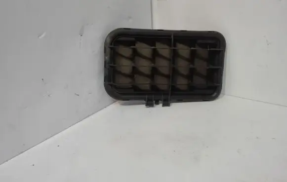 Audi A8 S8 D3 4E Quarter panel pressure vent 4E0819181A