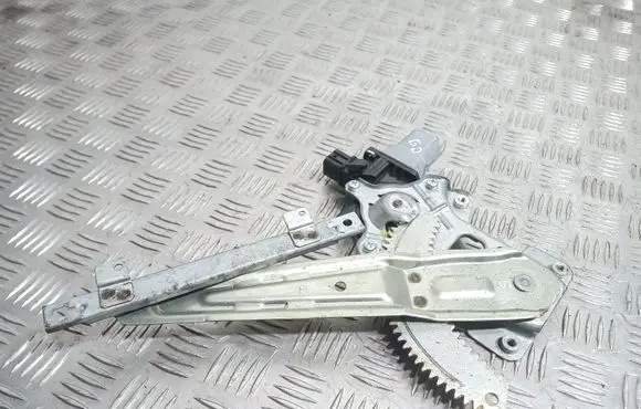 Mitsubishi Lancer VIII Rear door window regulator with motor 004140