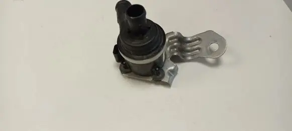 Buick Encore I Electric auxiliary coolant/water pump 42492417 GM42492417
