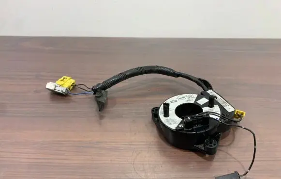 Honda HR-V Airbag slip ring squib (SRS ring) FJKJ05NXW4