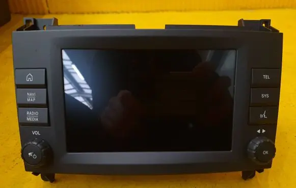 Mercedes-Benz Vito Viano W447 Radio/GPS head unit trim A4479005217 A4479020311 A4479018206
