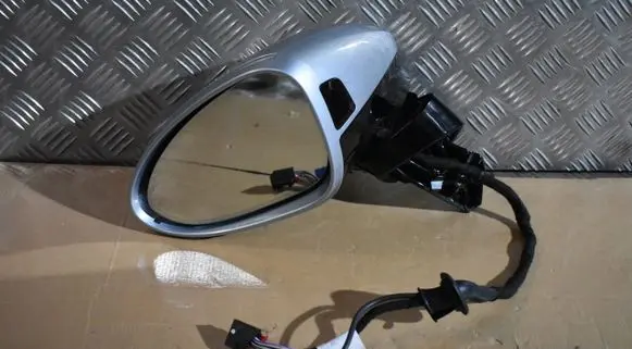 Porsche Panamera (971) Front door electric wing mirror 