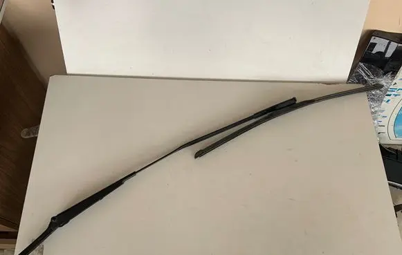 Audi A6 S6 C7 4G Front wiper blade arm 4G1955408C 4G1955408