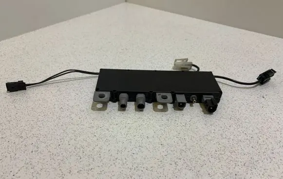 BMW 5 E39 Antenna control unit 65258352774