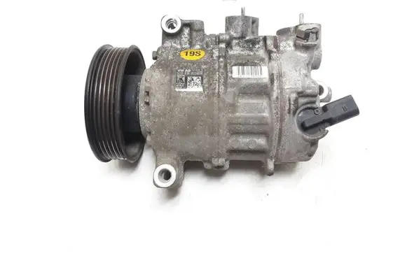 Volkswagen PASSAT B8 Air conditioning (A/C) compressor (pump) 5Q0816809 GE447150 5Q0816803