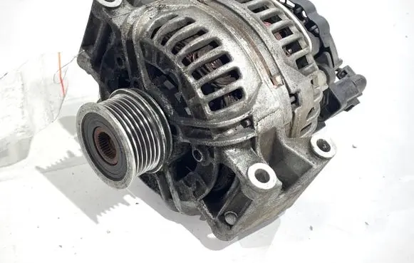 Volkswagen PASSAT CC Generator/alternator 06B903016AB