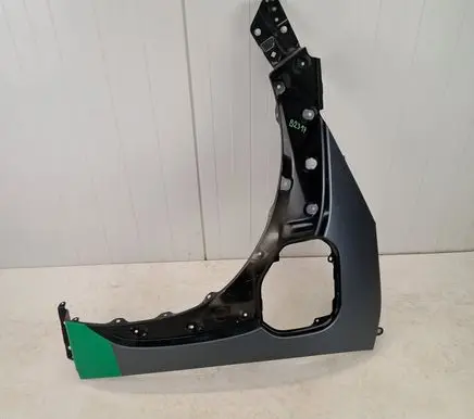 Toyota bZ4X Fender B2317