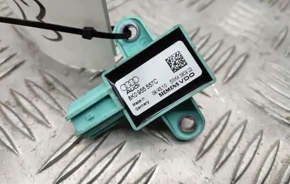 Audi Q5 SQ5 Airbag deployment crash/impact sensor 8K0955557C