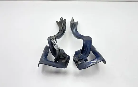 Toyota Prius (XW30) Engine bonnet/hood hinges 