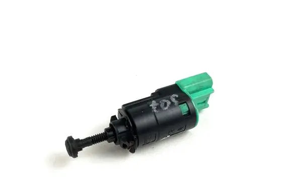 Peugeot 407 Brake pedal sensor switch 9665602380