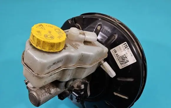 Skoda Fabia Mk3 (NJ) Brake booster 6C1614105L IMPRK1445174