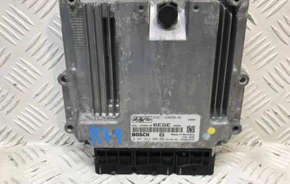 Land Rover Freelander 2 - LR2 Engine control unit/module 6G9112A650AE 0281013202