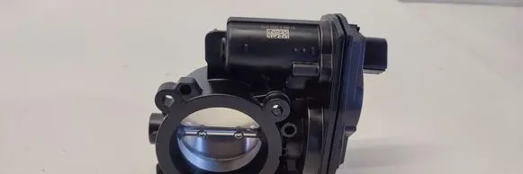 Volkswagen Tayron II Throttle body valve 04E133062S
