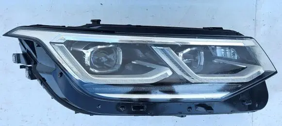 Volkswagen Tiguan Headlight/headlamp 5NB941082C
