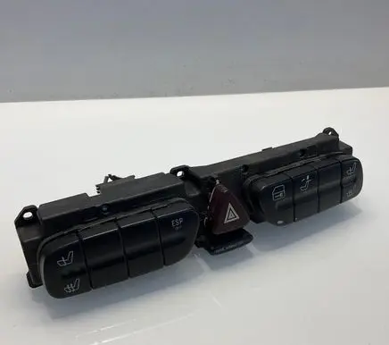 Mercedes-Benz C W203 Hazard light switch 2038216479 3306090400 30832864001