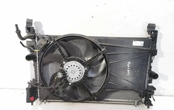 Opel Corsa E Radiator set 39059781 39059778 39059785