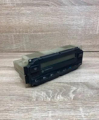 Volkswagen PASSAT B5 Climate control unit 3B1907044B