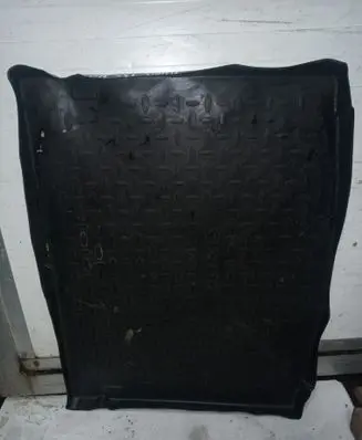 Toyota Auris E180 Rubber trunk/boot mat liner 