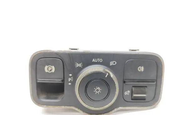 Mercedes-Benz CLA C118 X118 Light switch A2479052902