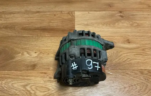 Hyundai Coupe Generator/alternator 3730022600 AB180128 135V80A