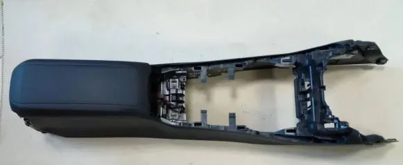 BMW 1 F40 Armrest 6839340