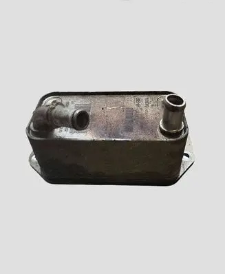 Volvo V40 Engine oil radiator X3698001 5202567 079432