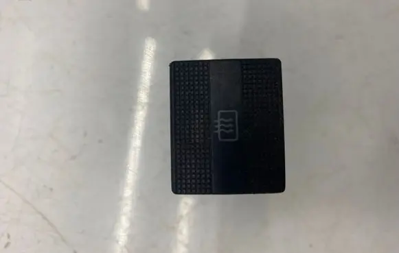 Volkswagen Golf II Windscreen/window heater switch