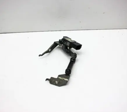 Volvo V60 Rear air suspension level height sensor 32246988