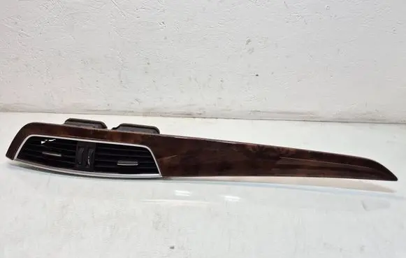 Mercedes-Benz C W204 Dashboard glove box trim 07969000 A2046801571