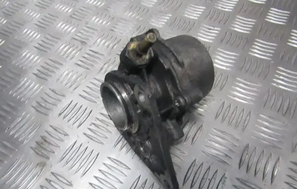Peugeot Partner Vacuum pump 96111231