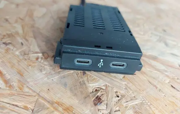 Volkswagen Transporter - Caravelle T6 USB socket connector 2G6035736