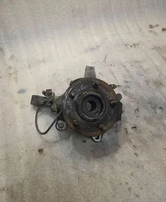 Chrysler Pacifica Front wheel hub