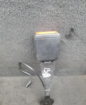 Audi A4 S4 B9 Front seatbelt buckle 4M0857755E