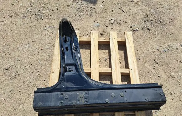 BMW X5 F15 Pillar (middle) 