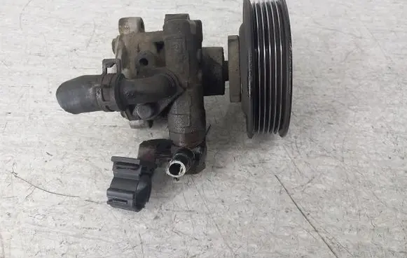 Seat Toledo II (1M) Power steering pump 1J04221545ES