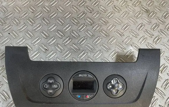 Opel Movano B Climate control unit 275105200R