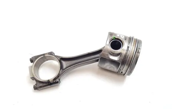 Ford Galaxy Piston with connecting rod 045C BHS