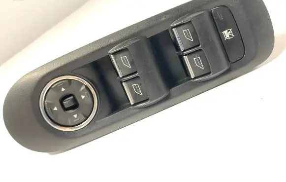 Ford Mondeo MK IV Electric window control switch 7S7T14A132AB 24022010 A2402AG9024