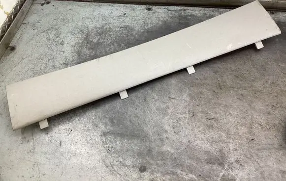 Opel Zafira C (D)pillar trim (top) 13289835 322225228 11E005351
