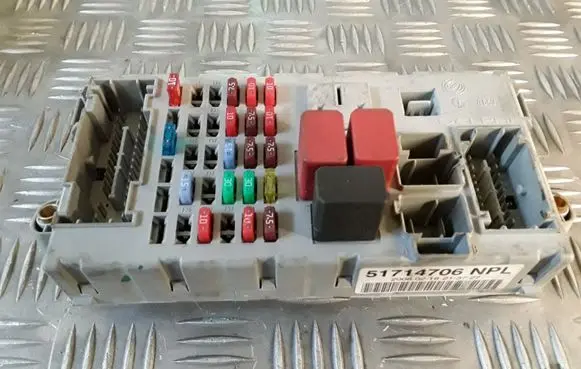 Fiat Doblo Fuse module 51714706NPL 46535725 46535725CPL